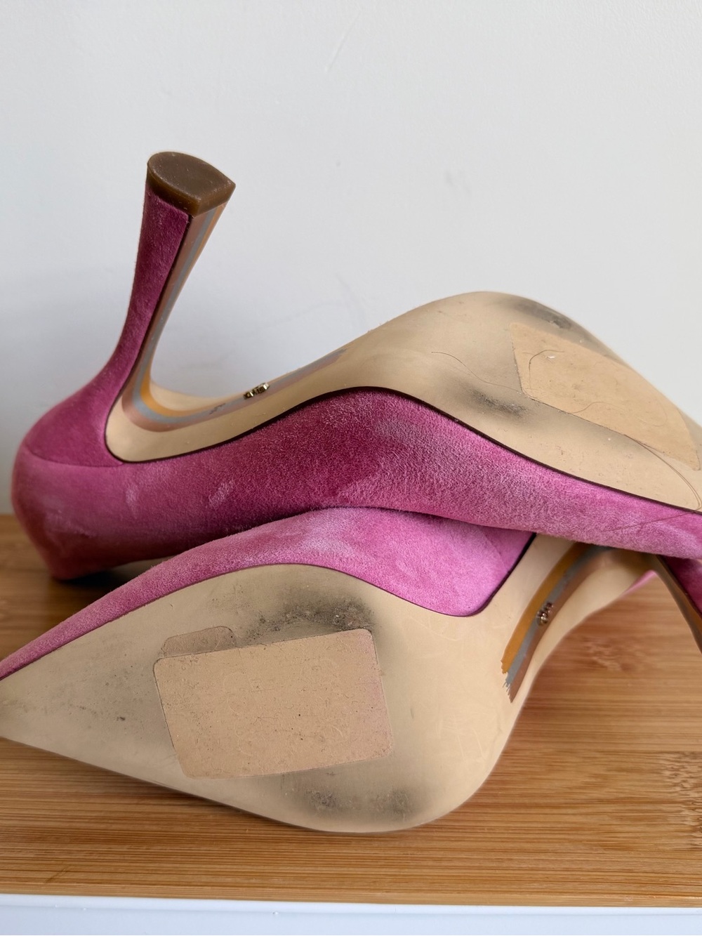 Jessica Simpson Pink Suede Pointed Toe Pumps - Picture 4 of 4